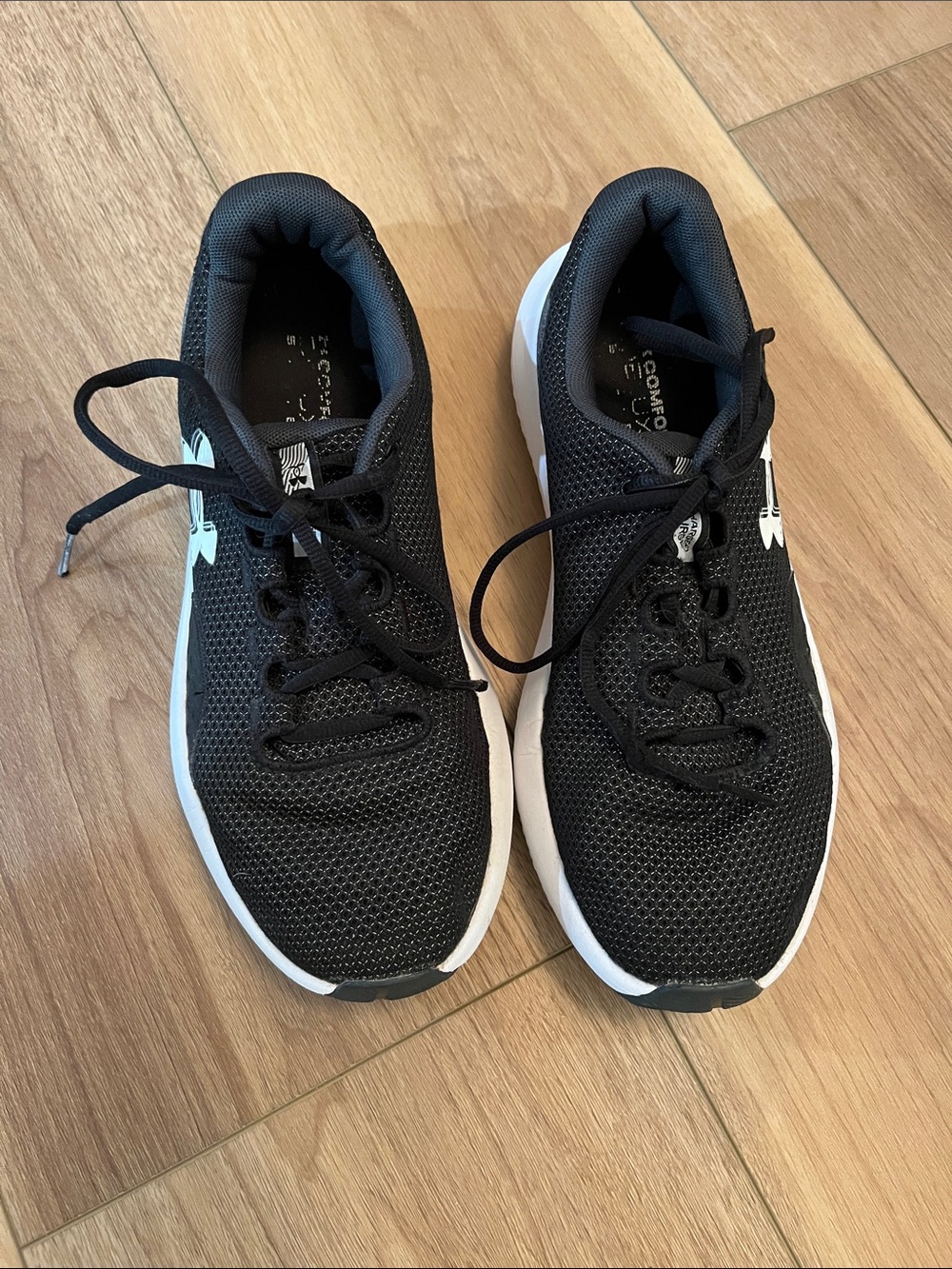 Under Armour Charged Surge 4 Tennis Shoes - Picture 2 of 6